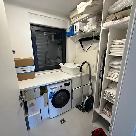 Olira فيلة تروغير