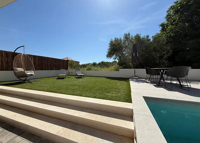 Olira * تروغير